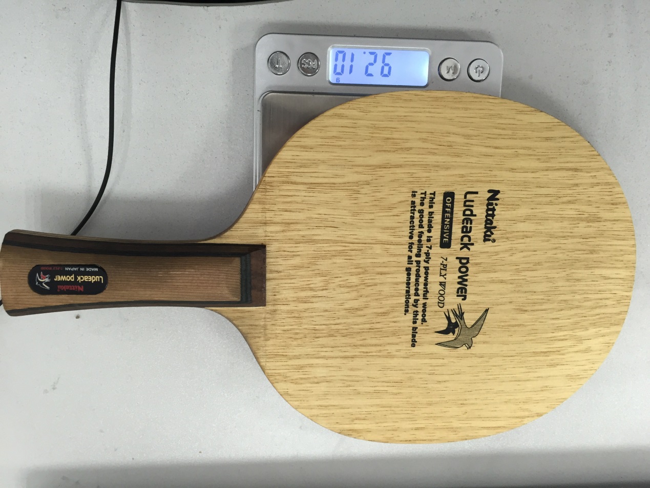 ���ִ��� ��ɫ��