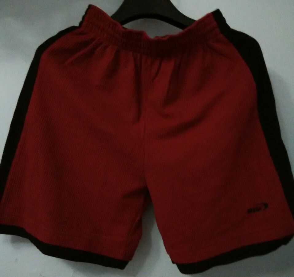 ����8���˶��£�100Ԫ����