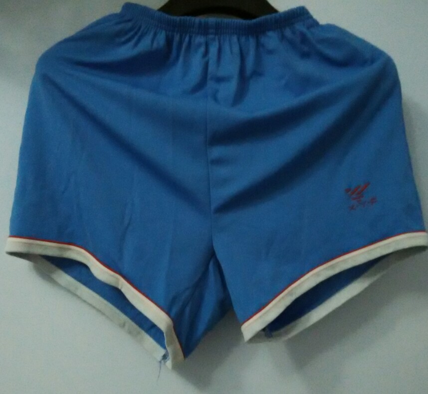 ����8���˶��£�100Ԫ����