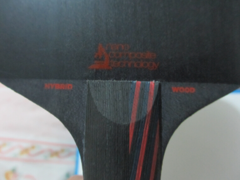 ���ѳ��л�����̼������ɫ���У�������������