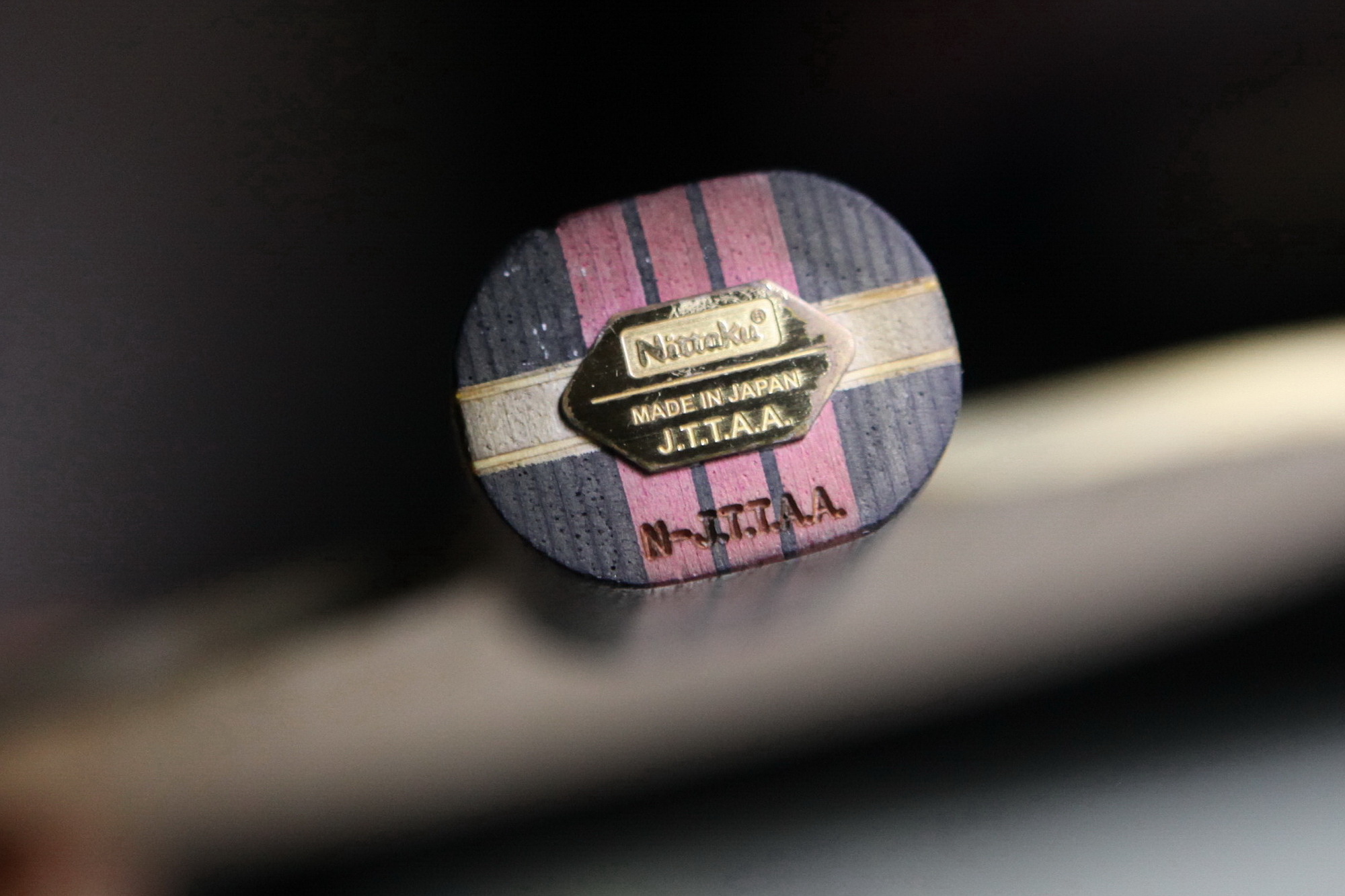 ����ɫ�ܰ���С���٣��л���