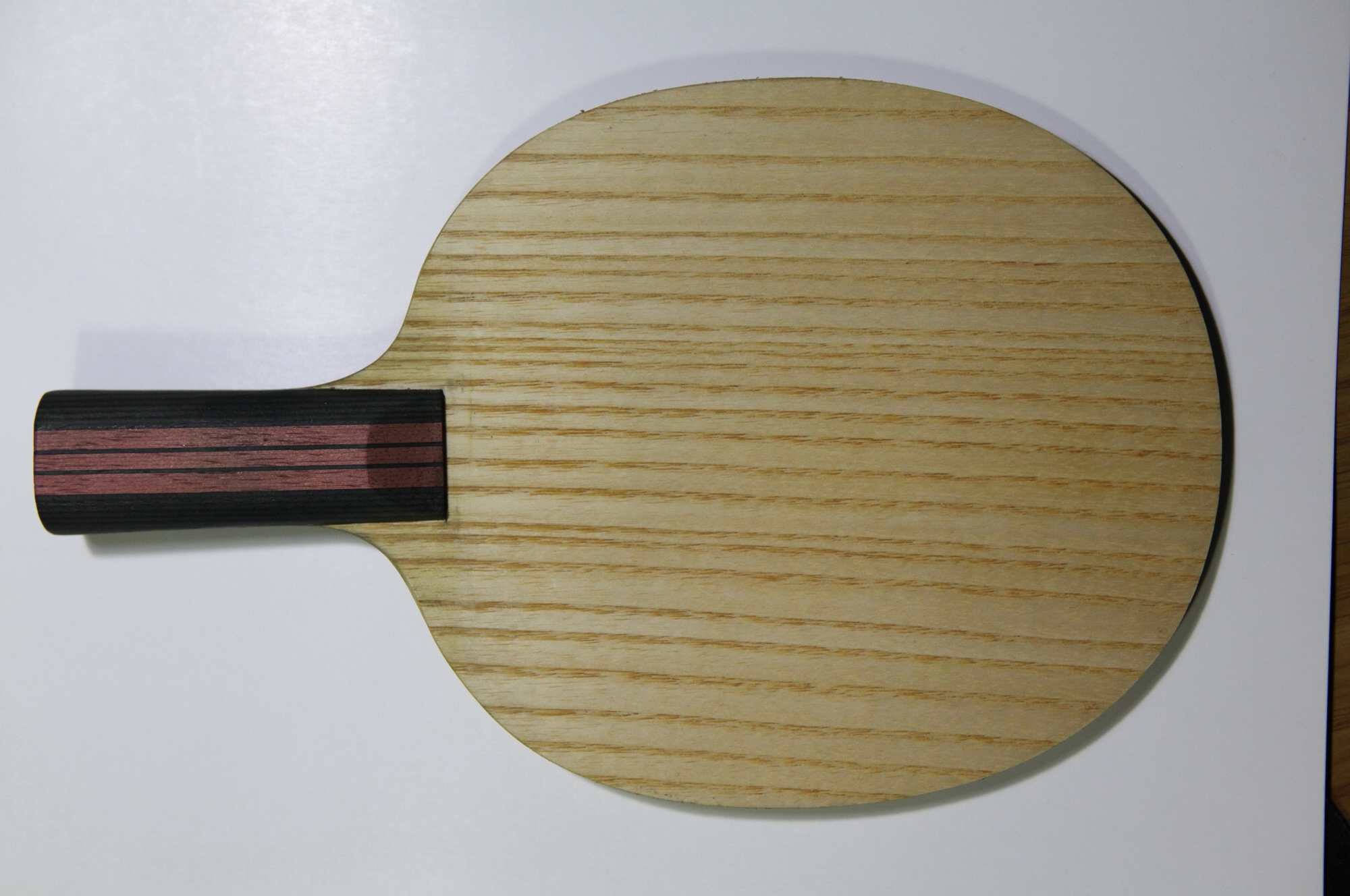 ����ɫ�ܰ���С���٣��л���