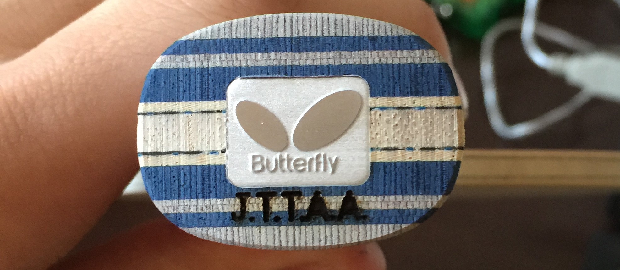 ����9���£��հ����ͺ������װ壬��Ʒ��83�ˣ�860Ԫ��Ʒ��ܺ�