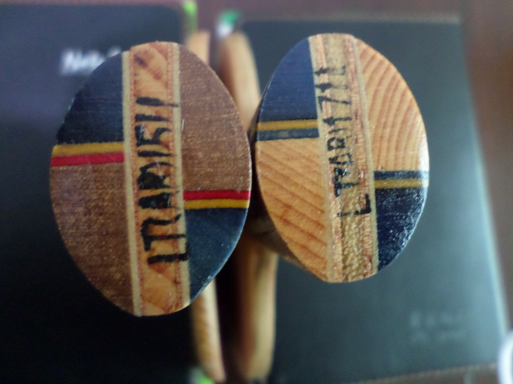 ������LT(AB)1511,LT(AB)1711��Ʒ�ĵװ�