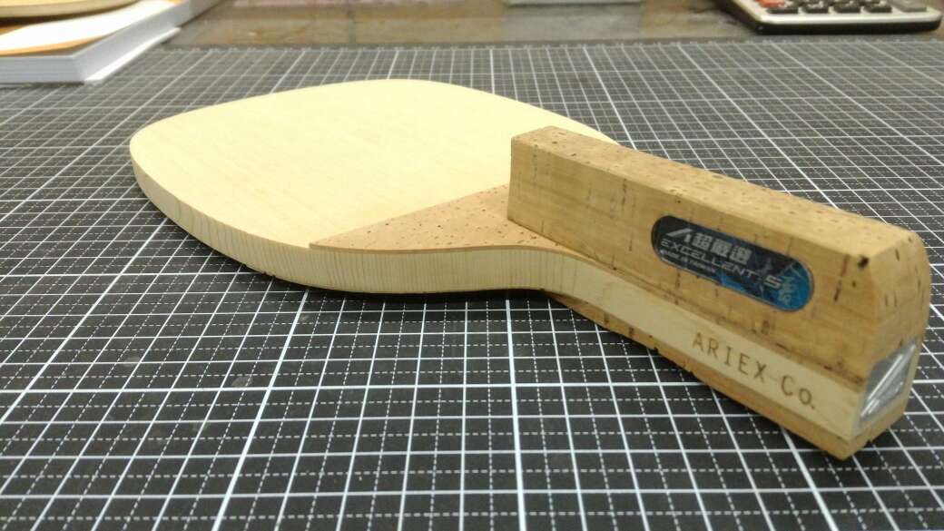 ���λ��ֱ���ּ���һ���������������������������������ۺ��񲻶Գƣ��Դ�����Ӱ����