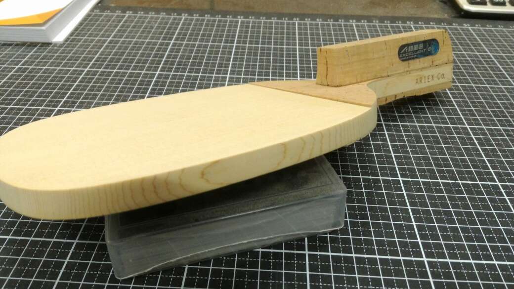 ���λ��ֱ���ּ���һ���������������������������������ۺ��񲻶Գƣ��Դ�����Ӱ����