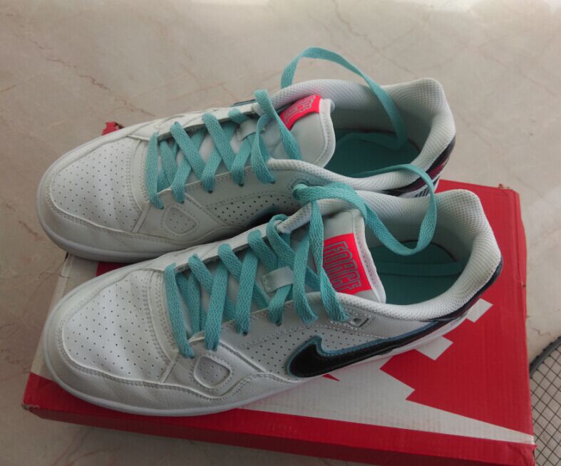 9���Ϳ˰�Ь���ȵ��ȵã�