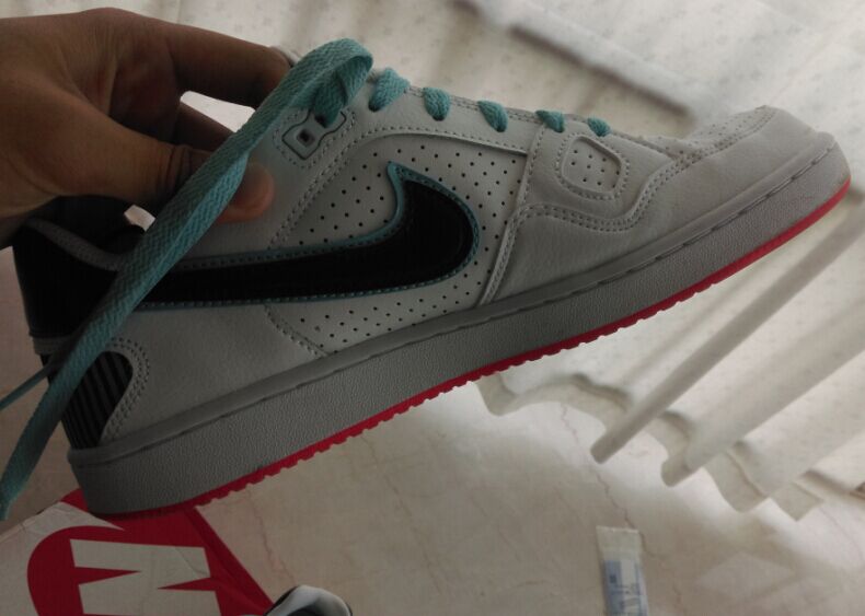 9���Ϳ˰�Ь���ȵ��ȵã�