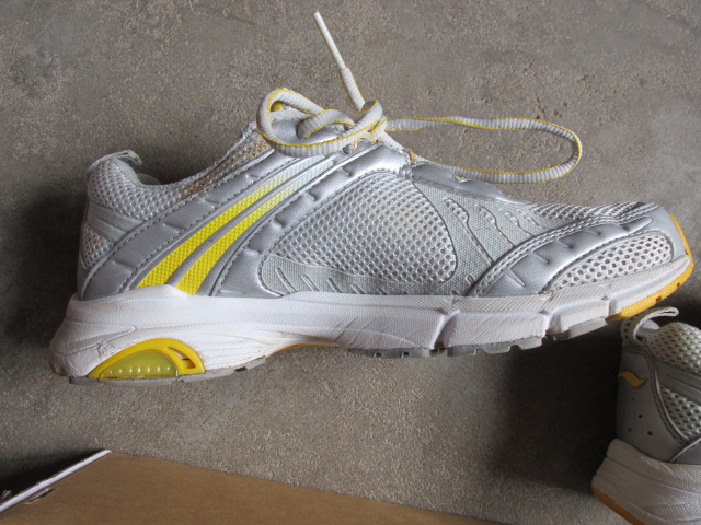 ������  39������˶�Ь��        85����