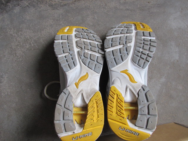 ������  39������˶�Ь��        85����