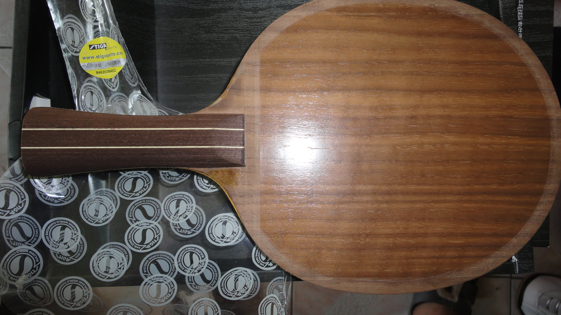 ��һ�η�������STIGA ��ǿ��ľ ƹ����װ� FL���ģ���Ҷ�������