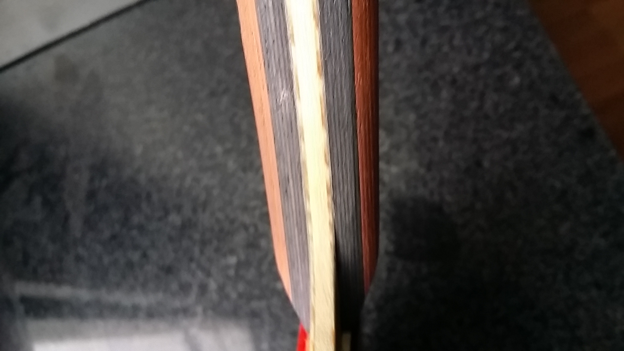 ����Ϊ�ĻƱ�ϣ�500��