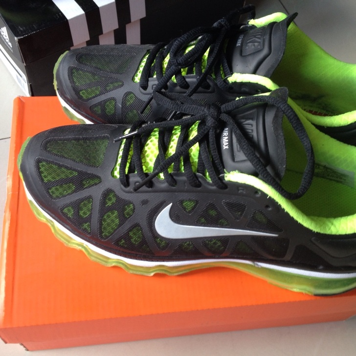 ����˫���õ��Ϳˡ�������Ь�����û�