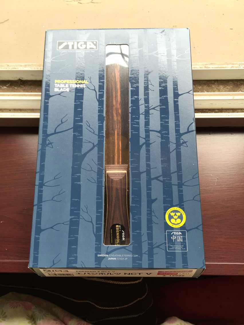 �հ� ��̴�� ��ɫ ���� Ʒ�� �������ϳ� ��